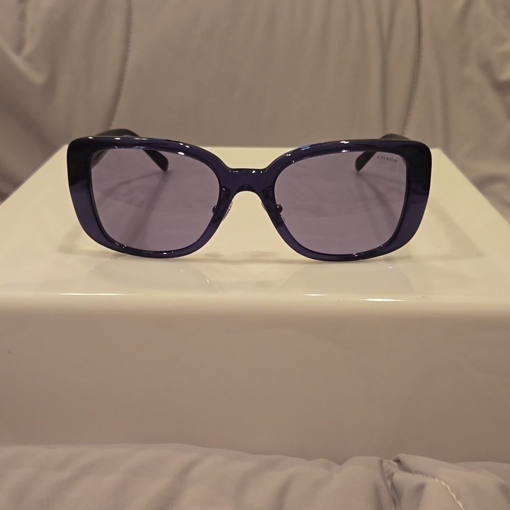 Coach Blue Transparent Sunglasses brand new in case - Picture 3 of 14